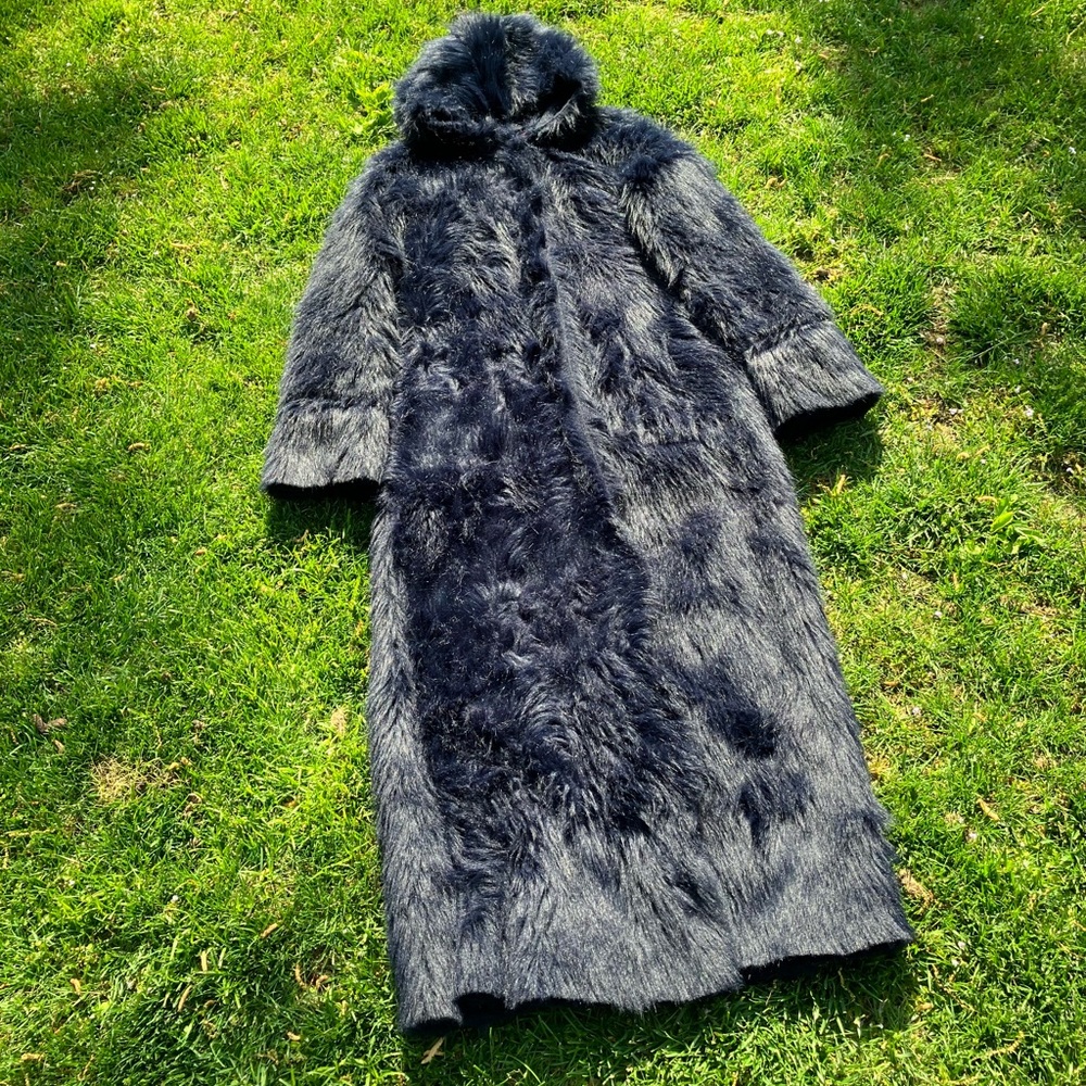Xuly Bët monster Fur Trench Coat
